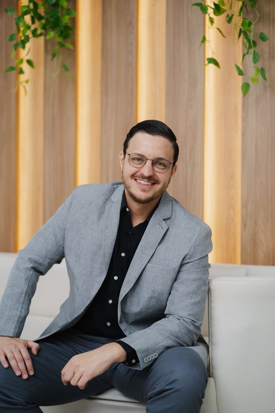 Dr. Adilson Silvestre no consultório